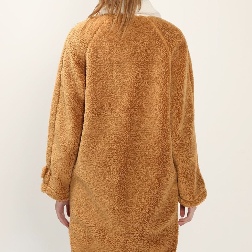 Collared Teddy Coat - Storets - Picture 3 of 5